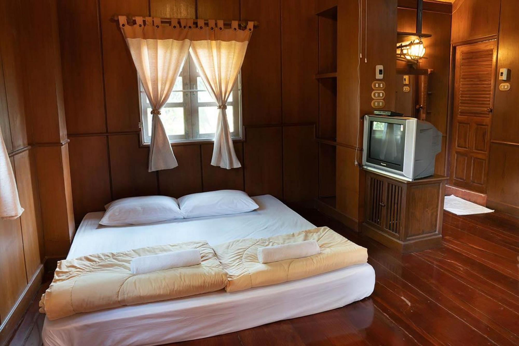 Bhupimarn Garden House Hotell Chom Thong Eksteriør bilde
